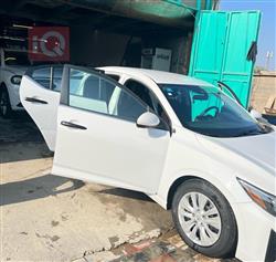 نيسان سنترا